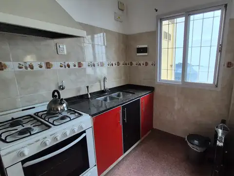 Depto Tipo Casa en Alquiler 52 años