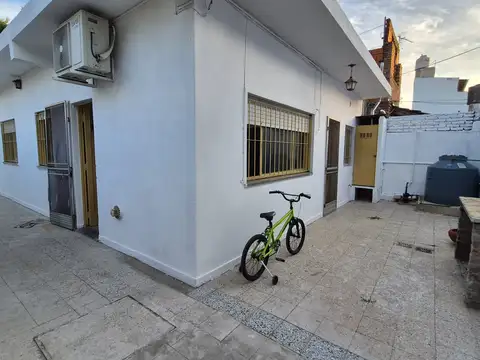 PH en Alquiler 4 ambiente   en Planta Baja con Patio y Terraza – Sin Expensas