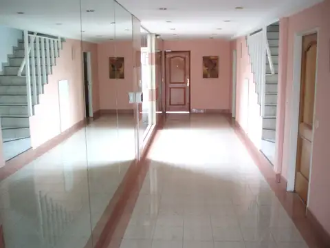 Matheo Gelvez 700, Piso PB