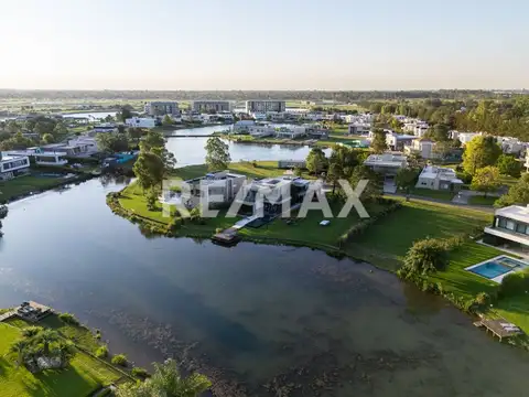 Casa en Venta en Terralagos, USD 1.500.000