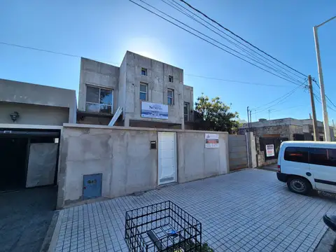 CASA PREMIUM DE 7 AMBIENTES | LOTE DE 442 m² | PISCINA | QUINCHO | COCHERA PARA 3 VEHÍCULOS | EL PALOMAR