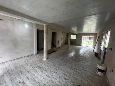 Casa 7 ambientes con 4 baños