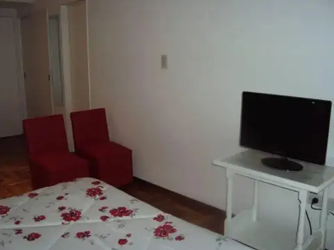 Oro 2400, Piso 5