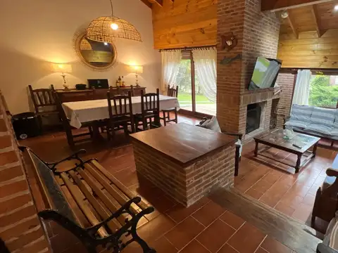 Casa 5 ambientes - pinamar