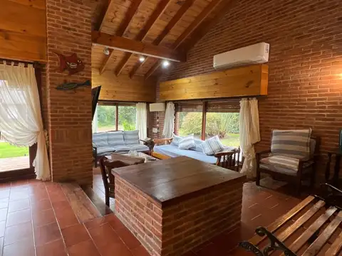 Casa en Venta en Pinamar, USD 250.000