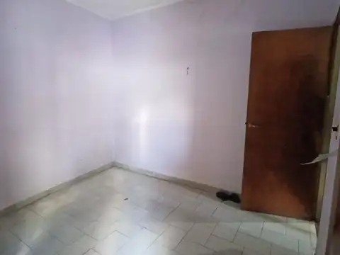 Venta casa céntrica 3 habitaciones. APTA CRED.