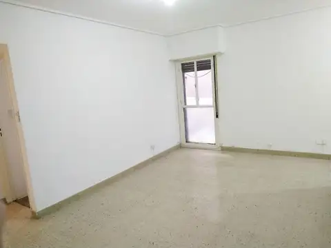 Gral J J De Urquiza 1100, Piso 1