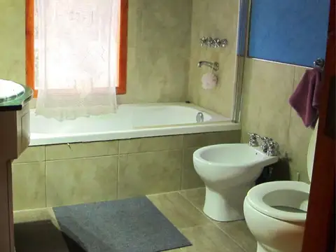 OPORTUNIDAD! CASA EN VENTA CLUB DE CAMPO EL MORO, MARCOS PAZ