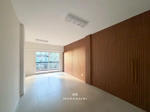 Semipiso 3 Ambientes al frente Refaccionado a Nuevo en Belgrano