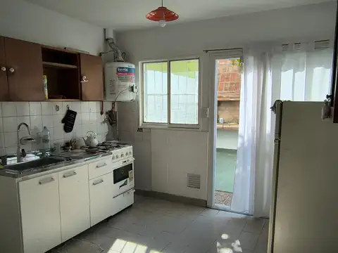 Departamento 4 ambientes con 1 baño