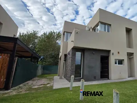 Dúplex 2 dorm. a 50 m del mar Las Dunas Monte Hso