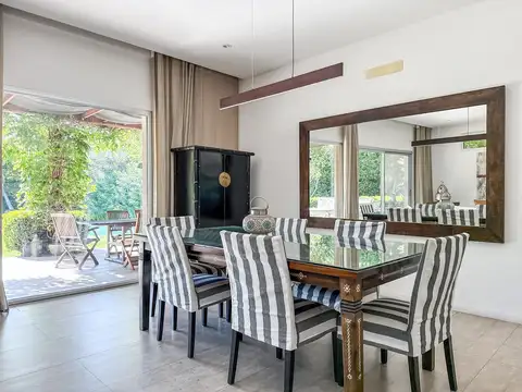Casa en Venta al Este