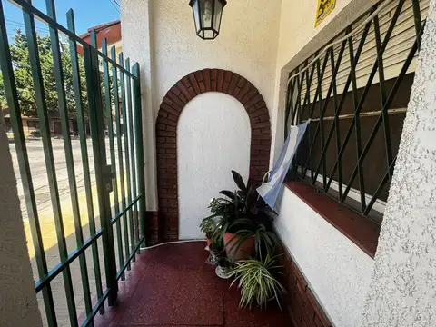 Casa en Venta en Carapachay, USD 215.000