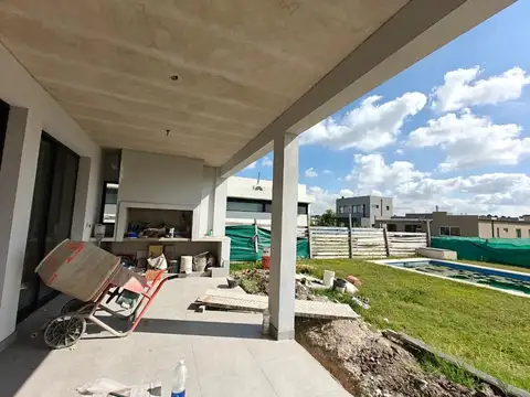 Casa en Venta en San Pablo, USD 230.000