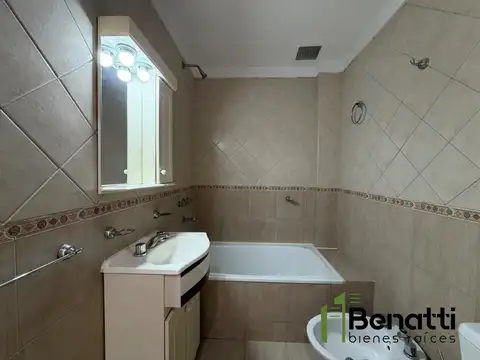 Departamento en Alquiler en Lomas del Mirador, $ 440.000