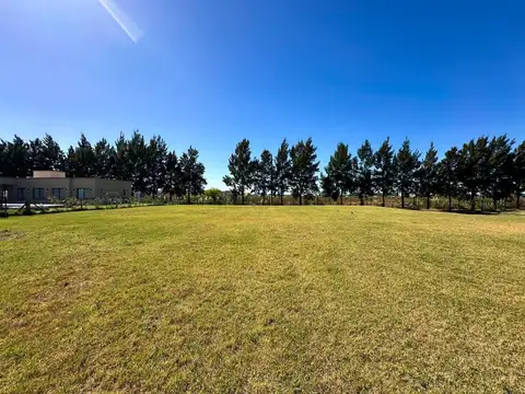 LOTE EN VENTA EN CRUZ DEL SUR