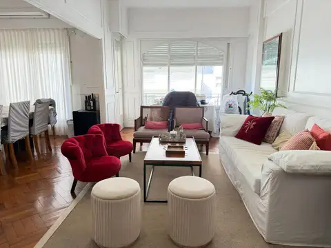 Departamento en Alquiler con 1 cocheras