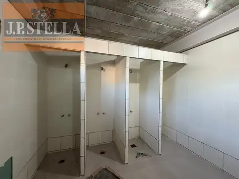 Galpón Industrial 5000 m² - Oficinas, Baños y Vestuarios - General Rodriguez