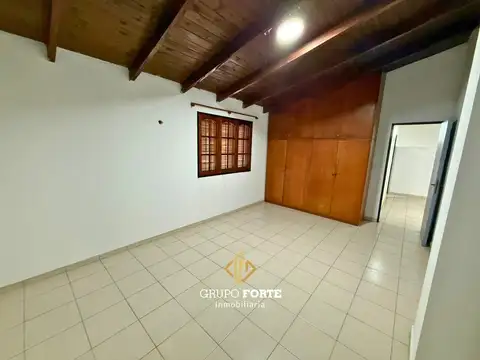 Casa en Alquiler en Lomas De San Martin, $ 1.250.000