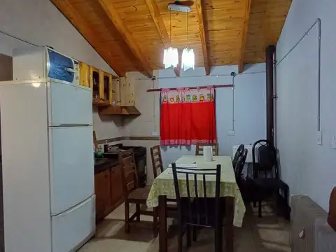 Casa 4 ambientes con 1 baño