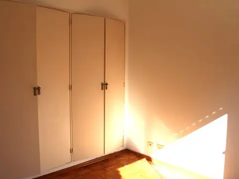 Departamento 4 ambientes con 1 baño