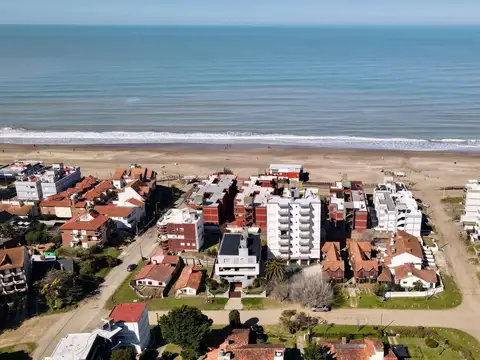 DEPARTAMENTO 2 AMBIENTES EN VENTA – A 1 CUADRA DEL MAR – VIL