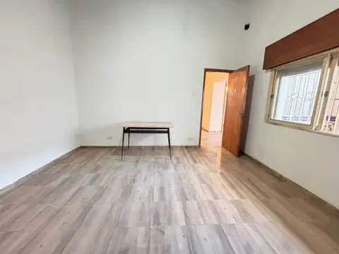 Depto Tipo Casa en Venta en Remedios de Escalada, USD 55.000