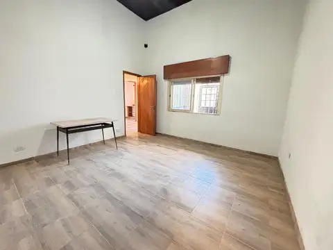 Depto Tipo Casa en Venta 56 años