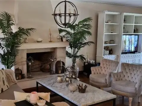Casa en Venta en Lomas de San Isidro, USD 680.000