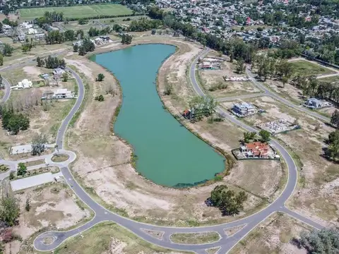 Terreno en Venta de 857,0 m2