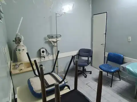 Local Comercial c/ 8 Consultorios - Ideal Centro Medico - Lomas Del Mirador