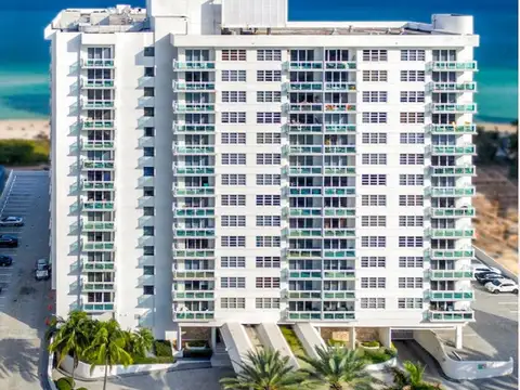 Pent house 2 amb. con 2 baños y cochera