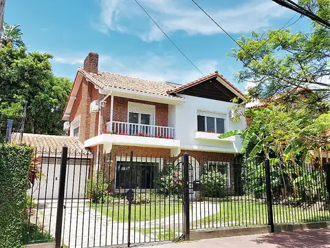 Casa en Alquiler - Acassuso