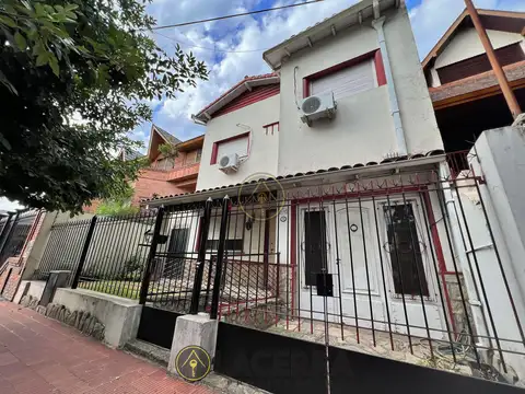 Venta Casa 4 amb en Villa Ballester Apto credito