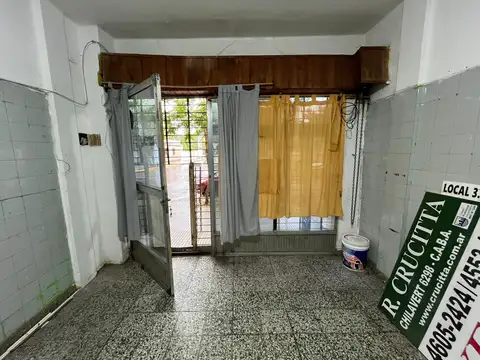 Local en Venta Via Púb.