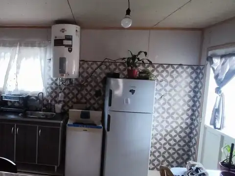 CASA 3 AMBIENTE VENTA BARRIO SANTA ANA GLEW