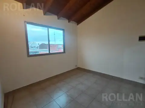 Depto Tipo Casa en Alquiler de 1 dormitorio
