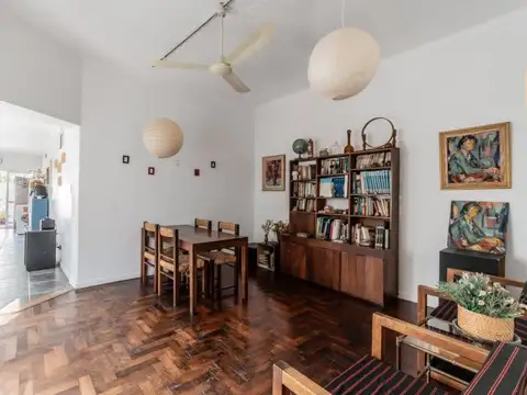 Depto Tipo Casa en Venta 49 años