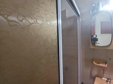 Depto Tipo Casa en Venta 50 años