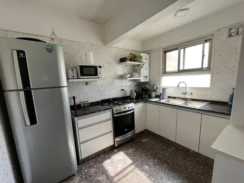 Avenida Bartolomé Mitre 1300