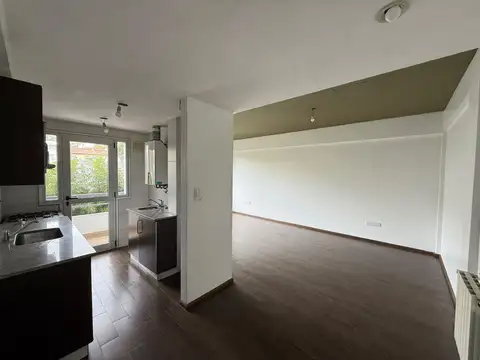 Venta | Departamento 2 ambientes con balcón | Saavedra