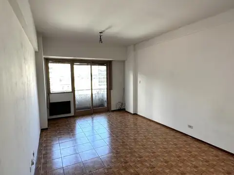monoambiente con balcon en alquiler - Barrio Norte