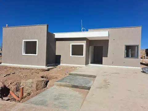  CASA A ESTRENAR EN BARRIO MILCAYAC II - MAIPU