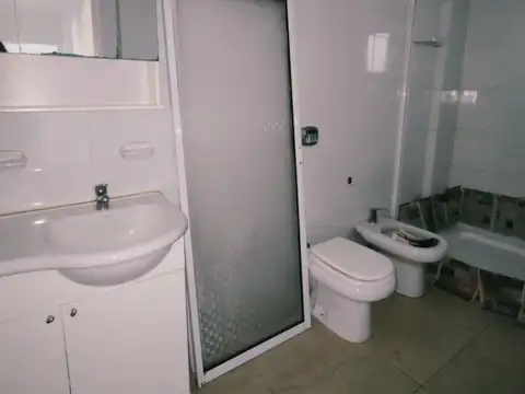 Departamento 3 ambientes con 2 baños