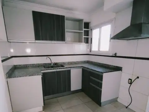 Departamento en Alquiler con 1 cocheras