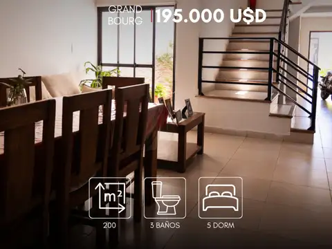 Dúplex en venta c/ cochera en Grand Bourg