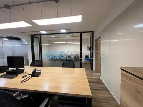 EXCLUSIVA OFICINA en VENTA