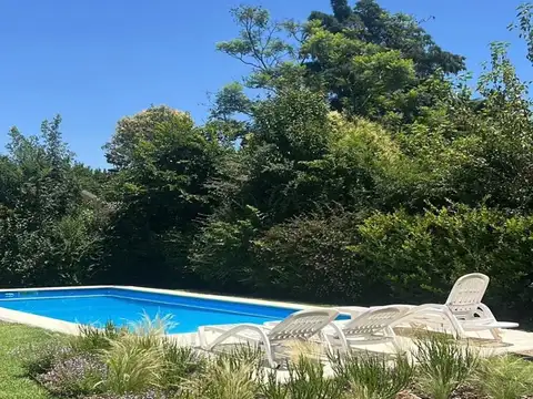 Casa 5 ambientes con 3 baños