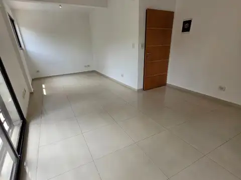 Departamento en Alquiler en Villa Luro, $ 540.000
