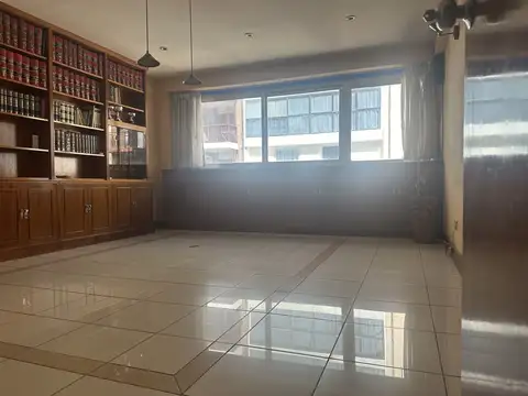 Oficina en Venta en Barrio Norte, USD 90.000